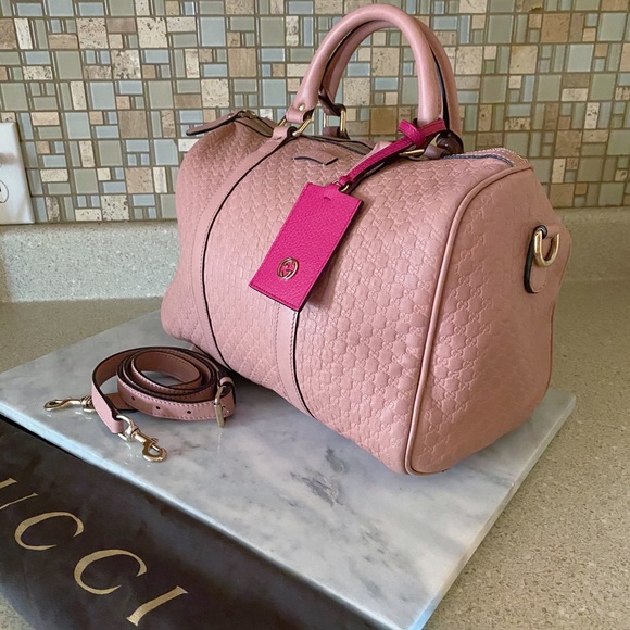baby pink gucci bag